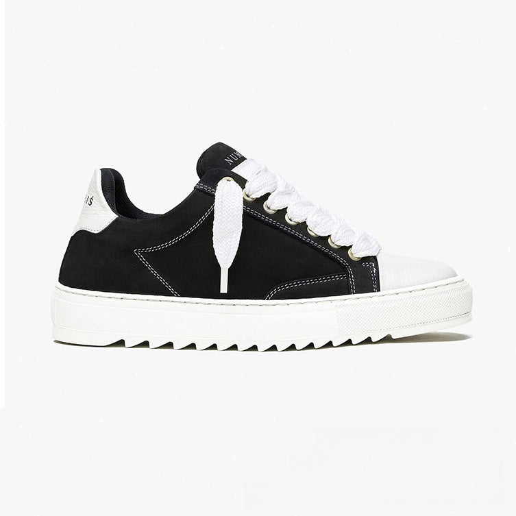 Num Sneakers
