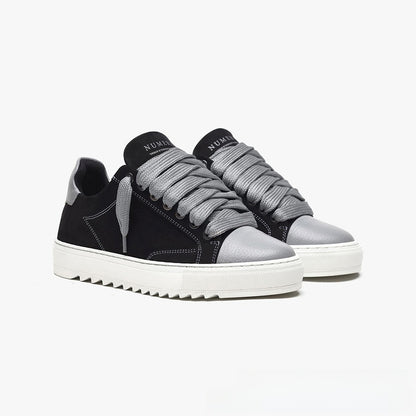 Num Sneakers