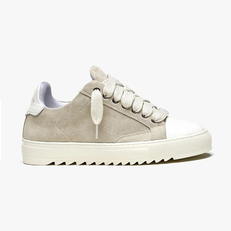 Num Sneakers
