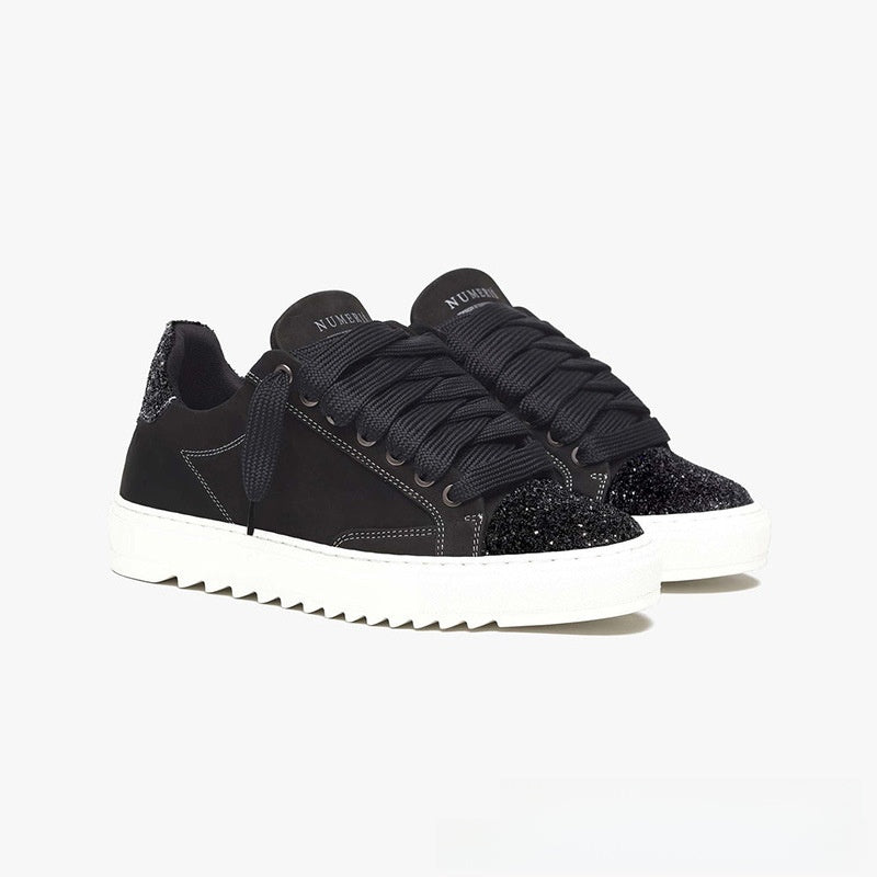Num Sneakers